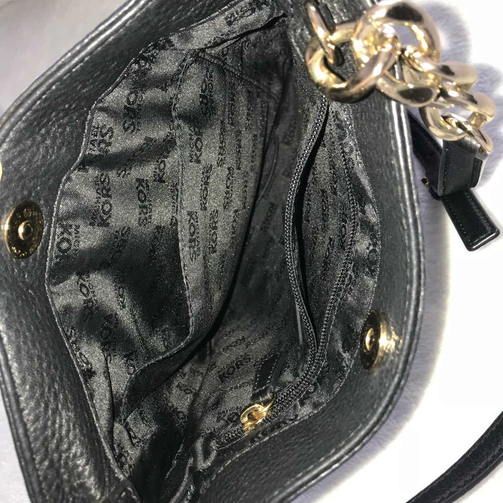 Purse - Picture 2 of 3